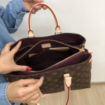 Сумка женская Soufflot Louis Vuitton Артикул LUX-21920. Вид 2