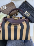 Сумка женская Peekaboo Fendi Артикул LUX-27017. Вид 4
