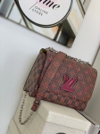 Сумка женская TWIST Louis Vuitton Артикул LUX-17843. Вид 4