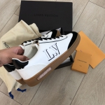 Кеды женские Louis Vuitton Артикул LUX-18762. Вид 3