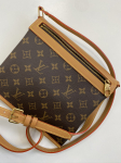 Сумка женская Louis Vuitton Артикул LUX-23975. Вид 3