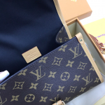 Сумка женская Louis Vuitton Артикул LUX-22102. Вид 5