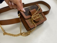 Поясная сумка Louis Vuitton Артикул LUX-27020. Вид 2