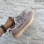 Кроссовки женские Yeezy Boost Adidas Артикул LUX-15039. Вид 2