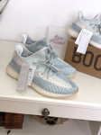Кроссовки женские Yeezy Boost Adidas Артикул LUX-17806. Вид 2