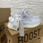 Кроссовки женские Yeezy Boost Adidas Артикул LUX-14877. Вид 2