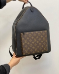Рюкзак  Louis Vuitton Артикул LUX-33252. Вид 1