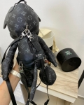 Рюкзак - игрушка Disney  Louis Vuitton Артикул LUX-32065. Вид 2