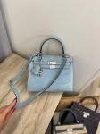 Сумка женская Kelly, 25 PHW Hermes Артикул LUX-108410. Вид 1