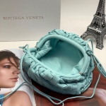 Сумка женская Pouch  Bottega Veneta Артикул LUX-33389. Вид 2