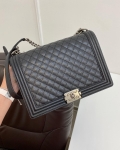 Сумка женская BOY Chanel Артикул LUX-33972. Вид 1