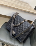 Сумка женская BOY Chanel Артикул LUX-33972. Вид 3