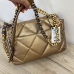 Сумка женская Chanel 19 Chanel Артикул LUX-34039. Вид 2