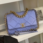 Сумка женская Chanel 19  Chanel Артикул LUX-29669. Вид 2