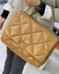 Сумка-конверт Chanel 19 30см Chanel Артикул LUX-36642. Вид 1