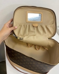 Бьюти-кейс NICE Louis Vuitton Артикул LUX-36561. Вид 4