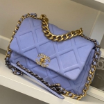 Сумка женская Chanel 19  Chanel Артикул LUX-29669. Вид 1
