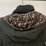  Двухсторонняя куртка  Fendi Артикул LUX-37411. Вид 2