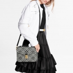 Сумка женская  Pochette Metis Louis Vuitton Артикул LUX-39180. Вид 1