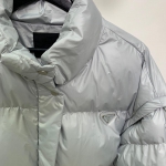 Куртка женская Prada Артикул LUX-39365. Вид 2