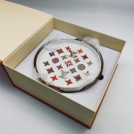 Набор из 4-х тарелок  Louis Vuitton Артикул LUX-39303. Вид 3