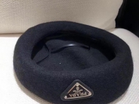 Берет  Prada Артикул LUX-40297. Вид 2