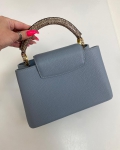 Сумка женская  CAPUCINES  Louis Vuitton Артикул LUX-33959. Вид 3