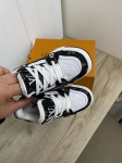 Кроссовки Louis Vuitton Артикул LUX-86123. Вид 3