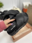 Шлепанцы Miu Miu Артикул LUX-88892. Вид 1