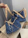 Сумка женская Louis Vuitton Артикул LUX-107028. Вид 1