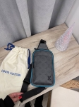Сумка-слинг  Louis Vuitton Артикул LUX-113050. Вид 1
