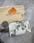 Косметичка  Louis Vuitton Артикул LUX-116877. Вид 1