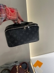 Несессер  Louis Vuitton Артикул LUX-127358. Вид 1
