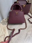  Сумка женская Capucines 21 cm Louis Vuitton Артикул LUX-129818. Вид 1