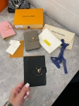 Кошелёк Louis Vuitton Артикул LUX-98825. Вид 1