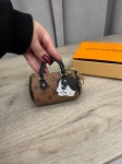Брелок Louis Vuitton Артикул LUX-114617. Вид 1