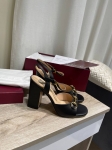 Босоножки Gucci Артикул LUX-119656. Вид 1