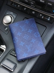Обложка на паспорт  Louis Vuitton Артикул LUX-32377. Вид 1
