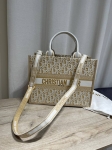 Сумка женская  36 см Christian Dior Артикул LUX-122802. Вид 1