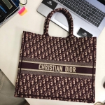 Сумка женская Book Tote Toile de Jouy Christian Dior Артикул СМ-813. Вид 1