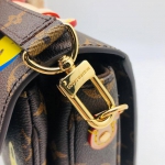 Сумка женская Pochette Metis Louis Vuitton Артикул СЖ-789. Вид 3