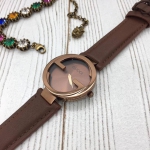 Часы женские Gucci Артикул АКС-1323. Вид 2