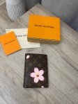 Обложка на паспорт Louis Vuitton Артикул LUX-114160. Вид 1