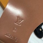 Шлёпанцы Louis Vuitton Артикул LUX-14939. Вид 2