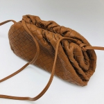 Сумка женская POUCH Mini Bottega Veneta Артикул LUX-16350. Вид 2