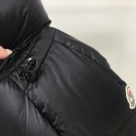 Куртка женская Moncler Артикул LUX-23428. Вид 3