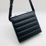 Сумка женская BAULETTO MINI IN VITELLO BUTTER IMBOTTITO Bottega Veneta Артикул LUX-23190. Вид 5