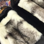 Куртка женская меховая Louis Vuitton Артикул LUX-23624. Вид 4