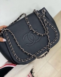 Сумка женская Chanel Артикул LUX-24835. Вид 2