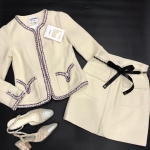 Костюм женский юбочный Chanel Артикул LUX-23952. Вид 1